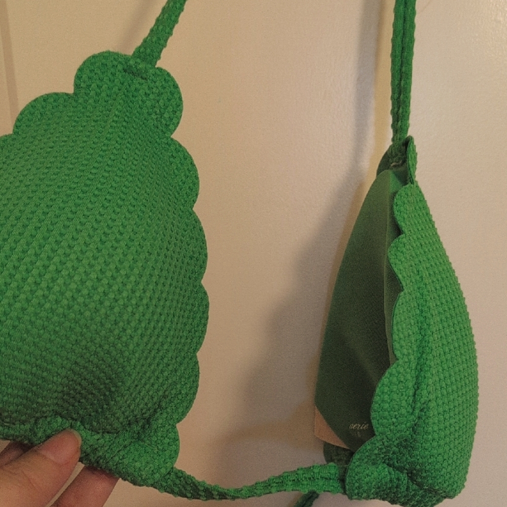 NWOT Aerie Bikini Top Waffle Scalloped String Triangle Bikini Swim ☀️3/$45☀️